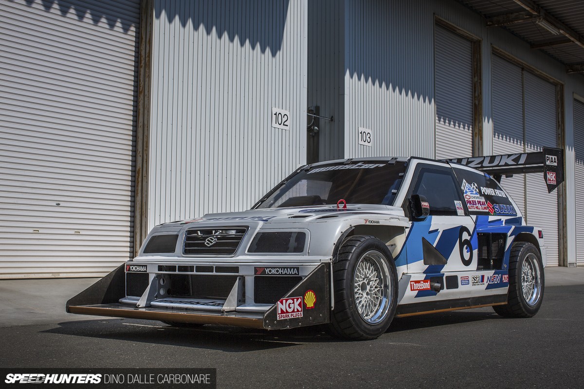 Twin-Engine-Escudo-03