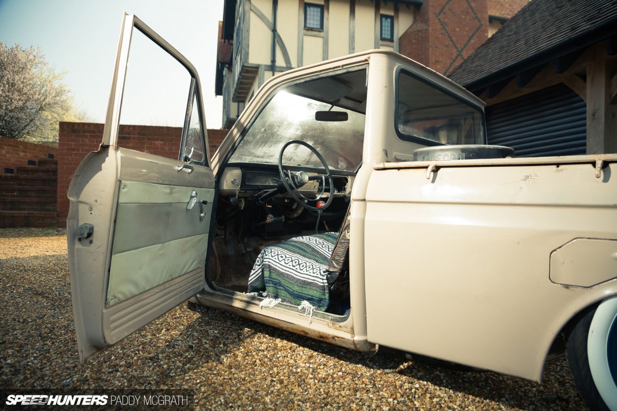 Datsun 520 Players PMCG-17