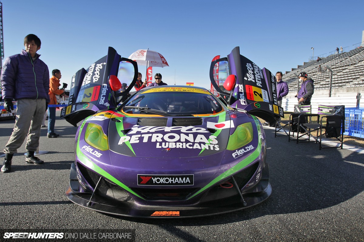 Supergt-Fuji-SprintCup-13-01