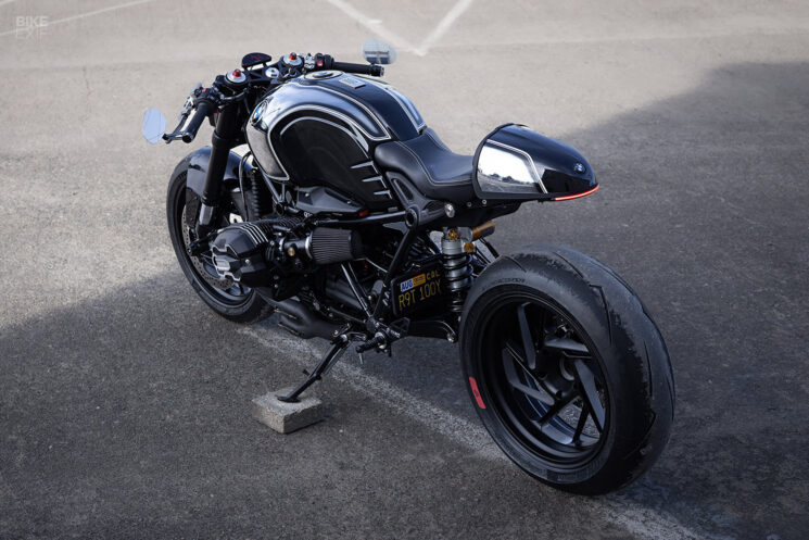BMW Custom R Ninet 100 ans par Denys Nevozhai