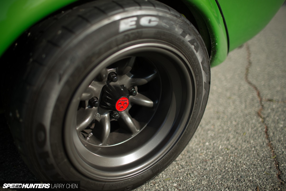 Larry_chen_green_celica_1971-10