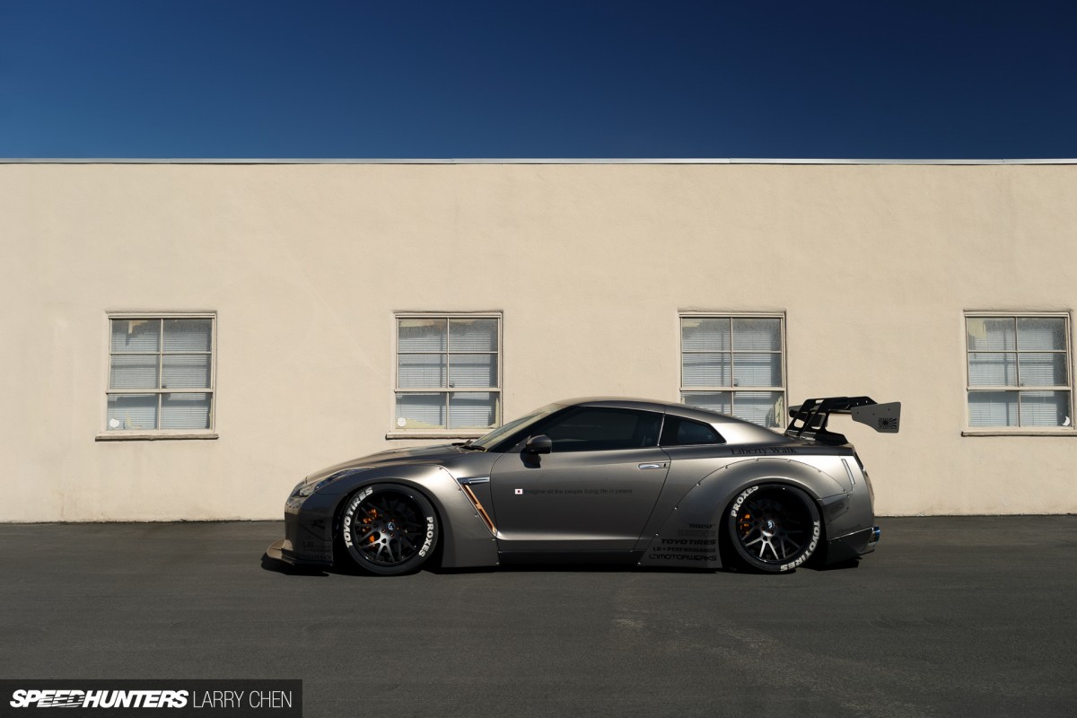 Larry_chen_speedhunters_liberty_walk_nisan_gtr_r35-6
