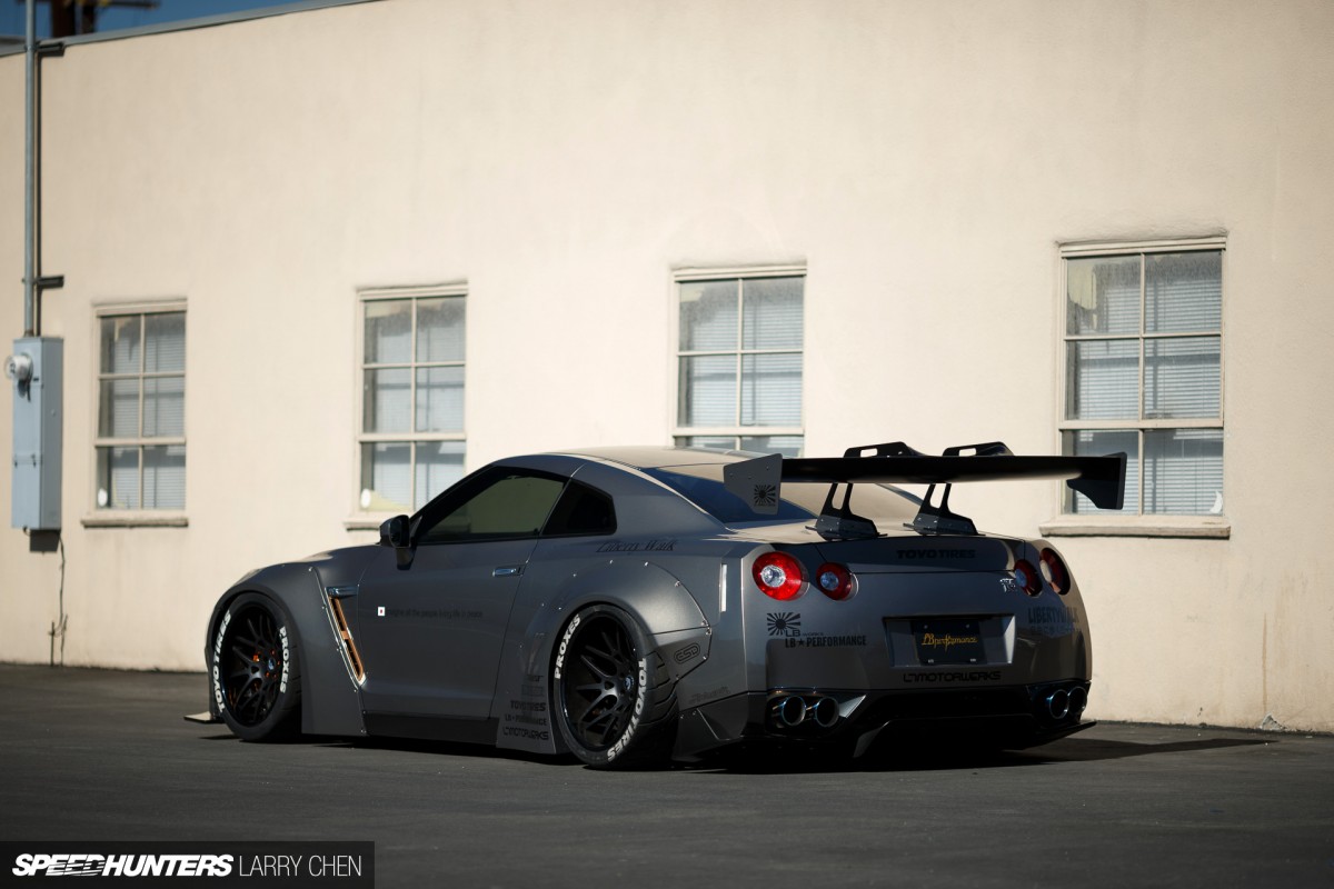 Larry_chen_speedhunters_liberty_walk_nisan_gtr_r35-8