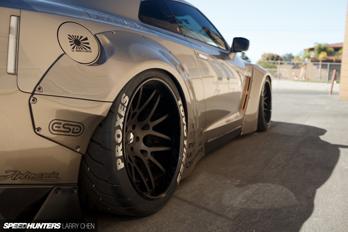 Larry_chen_speedhunters_liberty_walk_nisan_gtr_r35-23