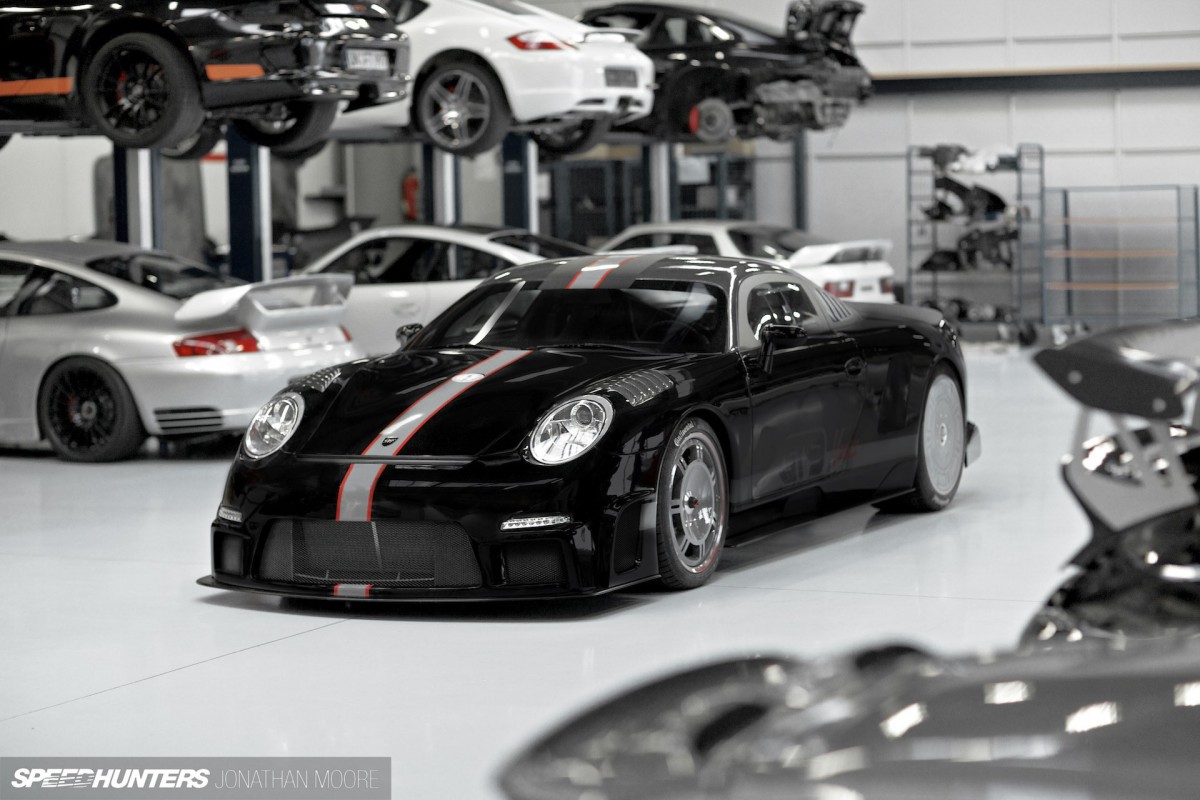 L'atelier de spécialiste Porsche Tuners 9ff