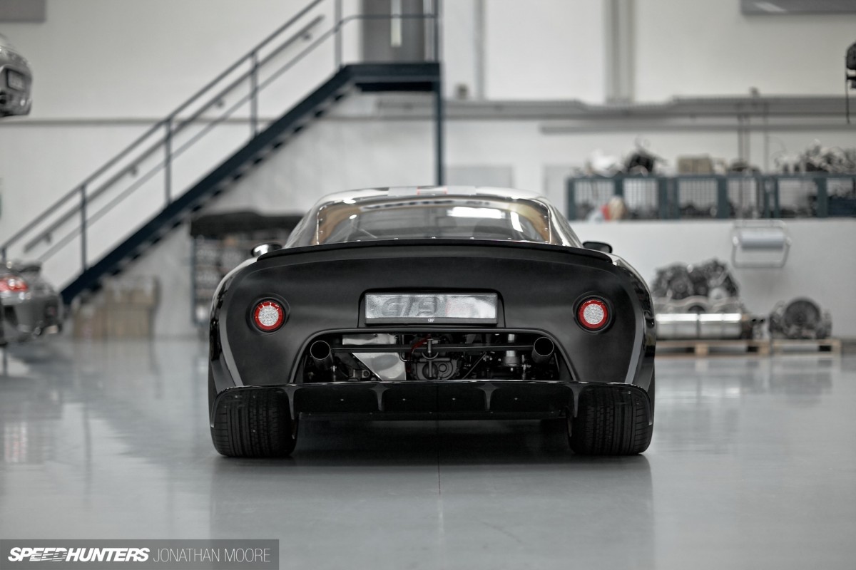 L'atelier de spécialiste Porsche Tuners 9ff