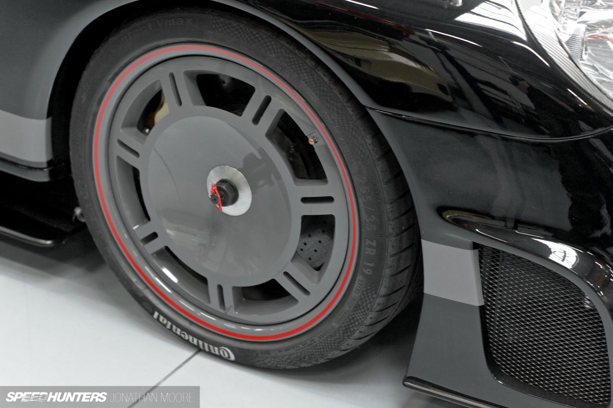 L'atelier de spécialiste Porsche Tuners 9ff