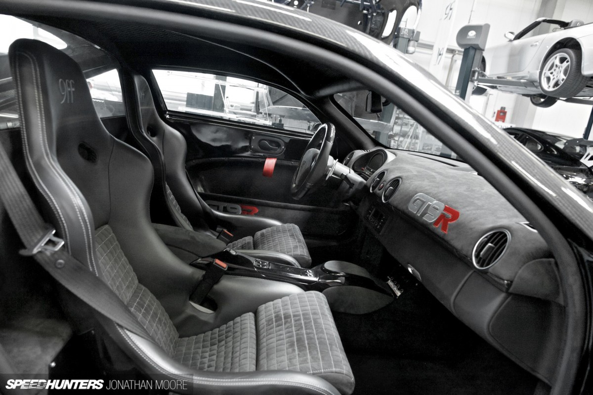 L'atelier de spécialiste Porsche Tuners 9ff