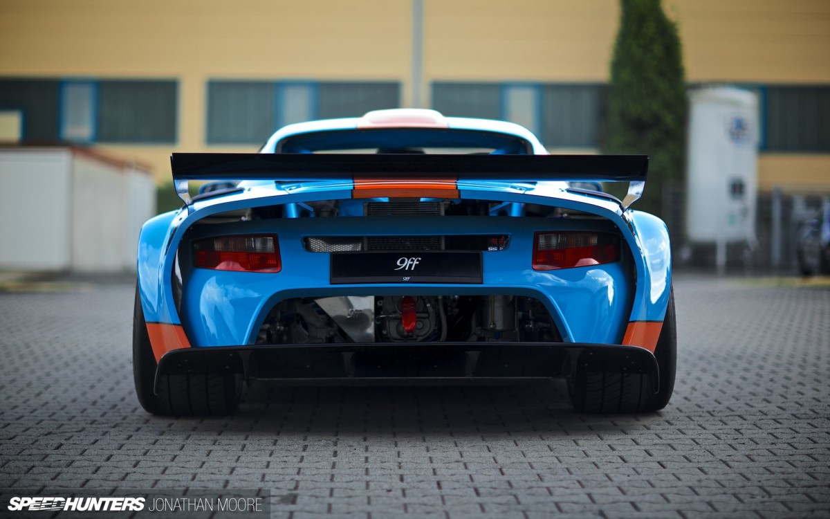 L'atelier de spécialiste Porsche Tuners 9ff