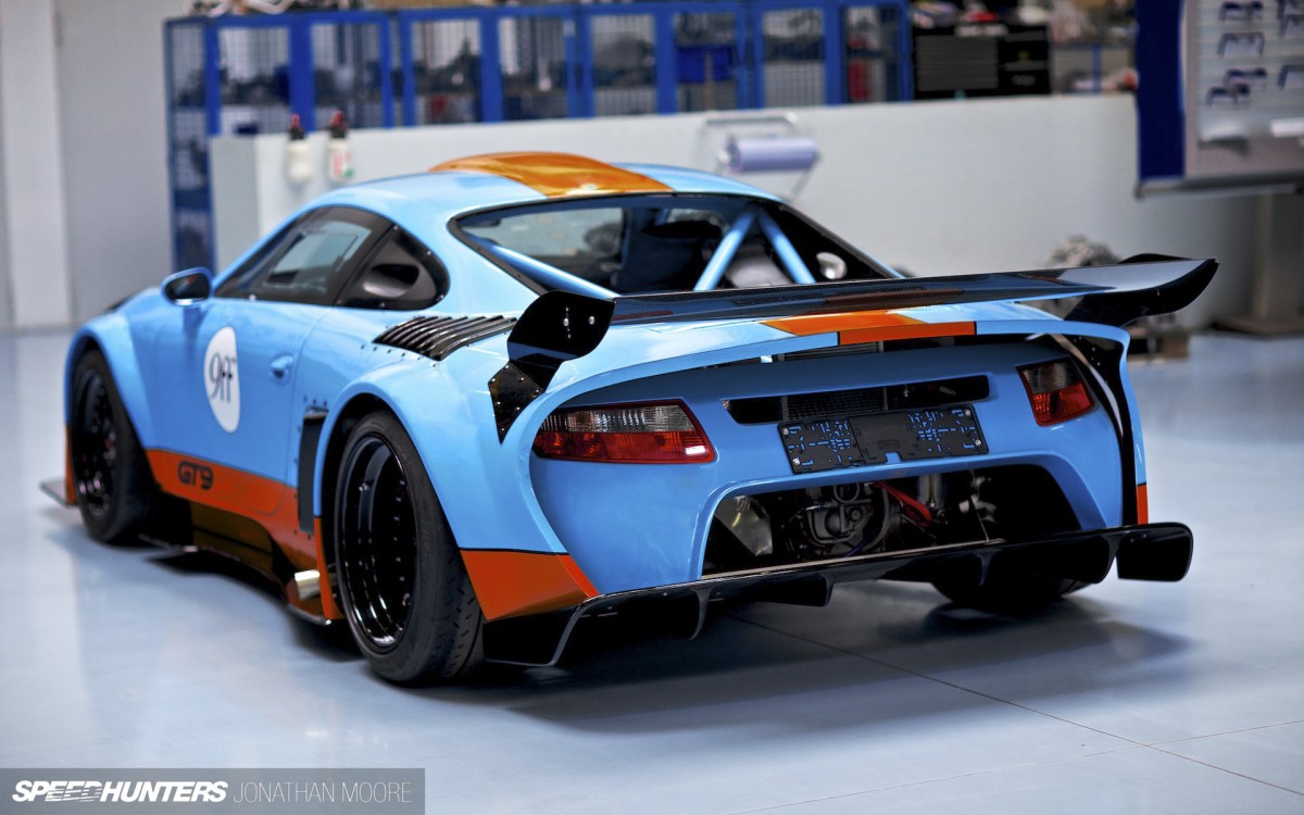 L'atelier de spécialiste Porsche Tuners 9ff