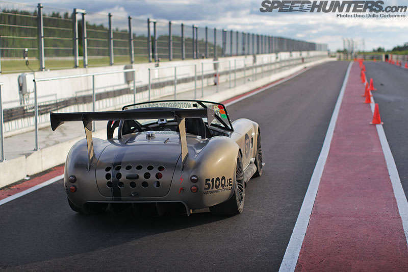 V12-Cobra-22