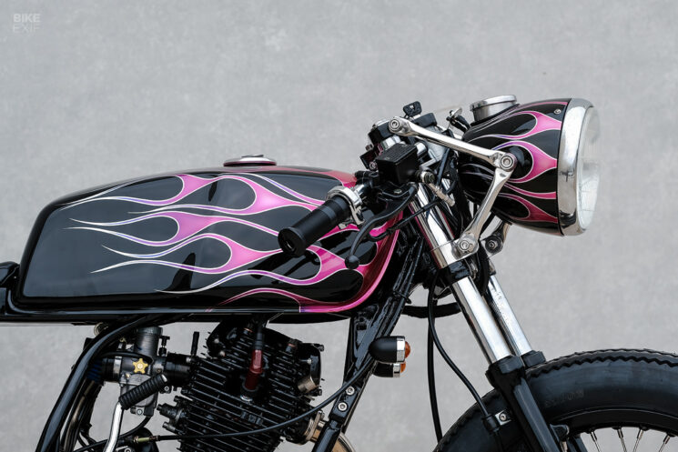 Yamaha SR150 Café Racer par Mike's Garage