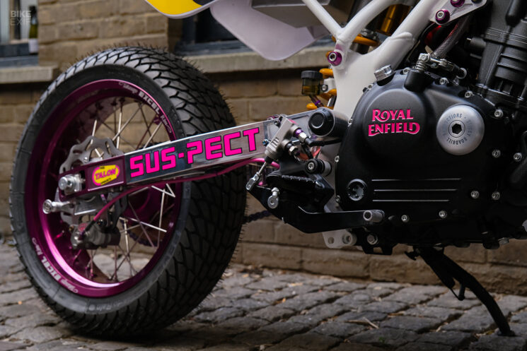 Royal Enfield Guerrilla Supermoto par Sticky's Speed ​​Shop X Ryan Roadkill