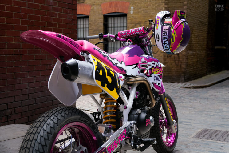 Royal Enfield Guerrilla Supermoto par Sticky's Speed ​​Shop X Ryan Roadkill