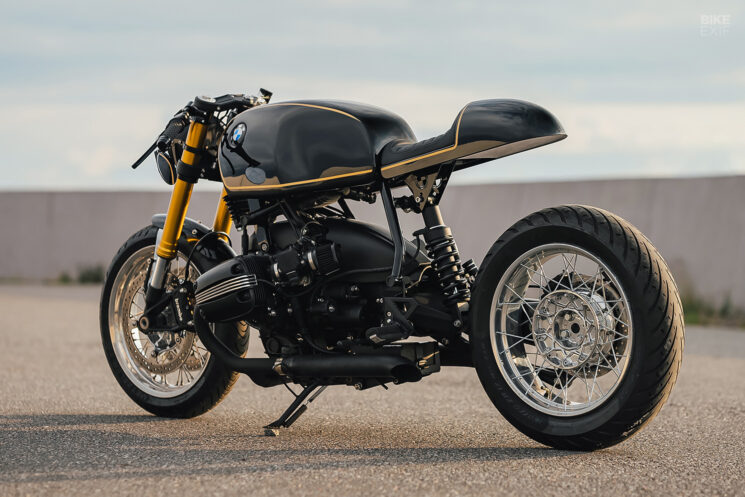 BMW R1100 Café Racer avec une esthétique de boxeur vintage