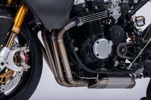 Café racer Honda CB750 moderne par Carriero Corse