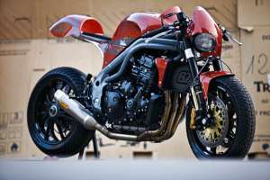 Triumph triple vitesse 1