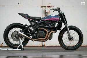 Lightning & Thunder : un tracker plat indien FTR de Suède