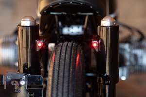 HB personnalisé BMW R69s 12