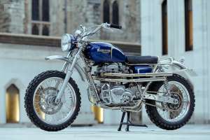 Traîneau du désert Kawasaki W650 par Dirty Dick's Motos