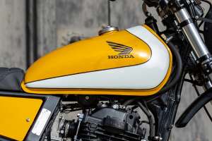 HB Custom NX 650 17