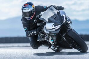 CFMoto fait-il revivre l&rsquo;ère des motos sportives que les constructeurs de motos japonais ont abandonnée ?