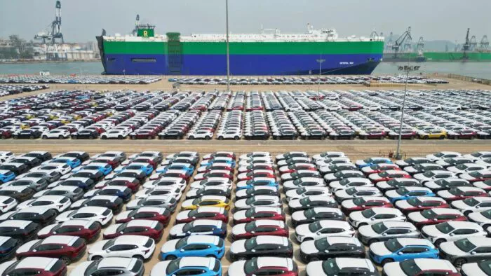 Bateau de voitures chinoises 700x394