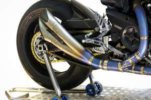 Giordanoloi yamaha mt01 10