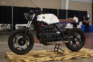 BMW K100RS 1987 par Jared Blanc