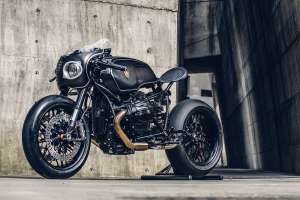 Bavarian Fightfighter : Une BMW R nineT personnalisée et brutale de Rough Crafts.
