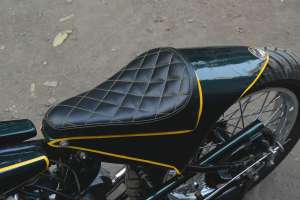 Garage construit Triumph 4