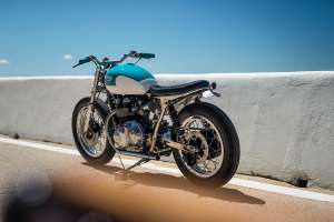 California Dreaming : Une Triumph Bonneville de style gosse par FCR Original.