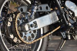 Si Steve McQueen était encore parmi nous, il en posséderait une : une Triumph Scrambler 900 de Mule Motorcycles.