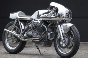 Jeudi en arrière—Master of Metal : Moto Guzzi 1000SP de Shiny Hammer