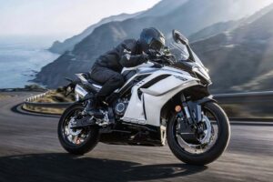 CFMoto vient de construire la moto de sport que tout le monde a oublié de vouloir