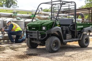 La Kawasaki Mule 2027 demande : « Pourquoi choisir entre des amis ou un cargo quand vous pouvez avoir les deux ?