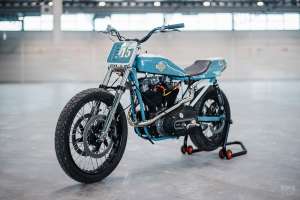 Traqueur Harley XLCR 1979 par Danny Schneider de HardNine Choppers
