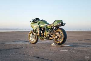Kawasaki ZRX1200R personnalisé par deBolex Engineering