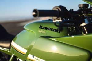 Kawasaki ZRX1200R personnalisé par deBolex Engineering