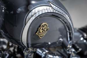 Rough Crafts Lame Aeternum Harley Davidson Street Bob 22