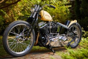 Résurrection de l&rsquo;ère d&rsquo;or : le hachoir Harley-Davidson Panhead 1956 de Copper Chopper