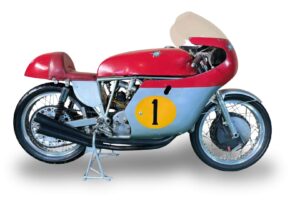 Personne ne sait qui a piloté cette course de moto classique, mais quelqu&rsquo;un vient de payer 1,3 million de dollars pour cela