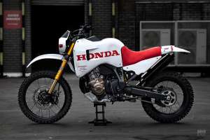Honda Africa Twin personnalisée par Auto Fabrica
