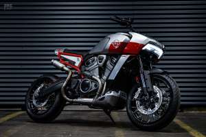 Harley Pan America personnalisée par Powerbrick