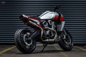 Harley Pan America personnalisée par Powerbrick