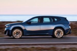 Quel est le véhicule électrique avec la plus grande autonomie actuellement ?