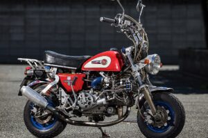 Minimoto Maestro : un Honda Monkey turbocompressé à double arbre à cames en provenance du Japon