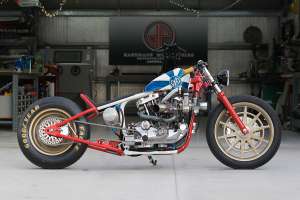 Shop Bike : Un Ironhead Sportster turbocompressé et à chaud par DP Customs