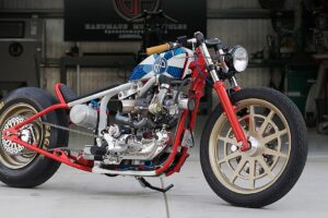 Iron Maidens : 7 de nos coutumes Harley-Davidson Ironhead préférées