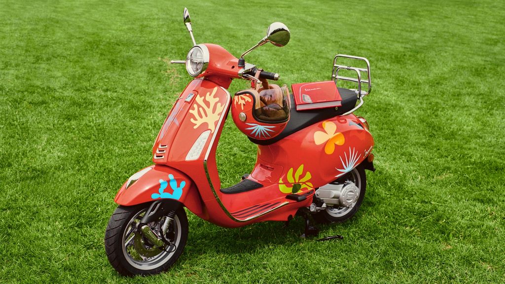 Vespa x Assouline